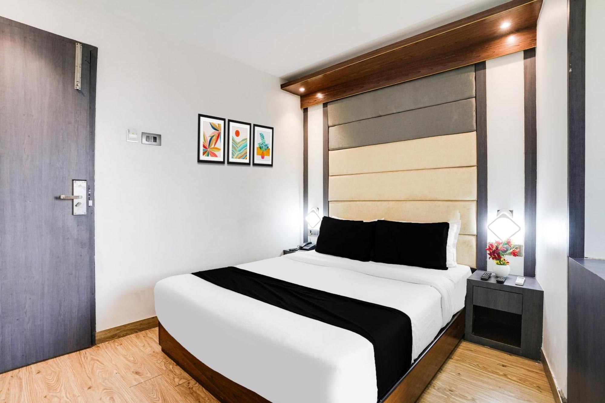 Super Collection O Andheri Near Western Express Highway Mumbai Bagian luar foto