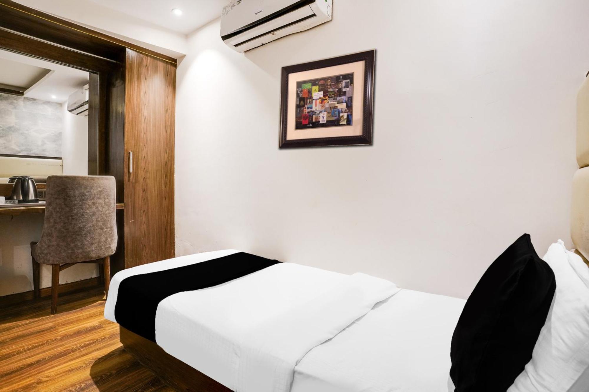 Super Collection O Andheri Near Western Express Highway Mumbai Bagian luar foto