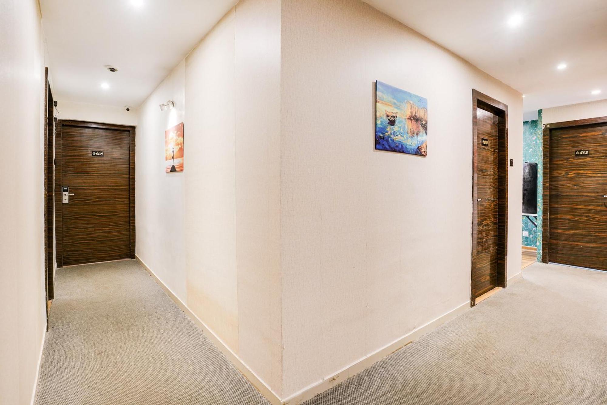 Super Collection O Andheri Near Western Express Highway Mumbai Bagian luar foto